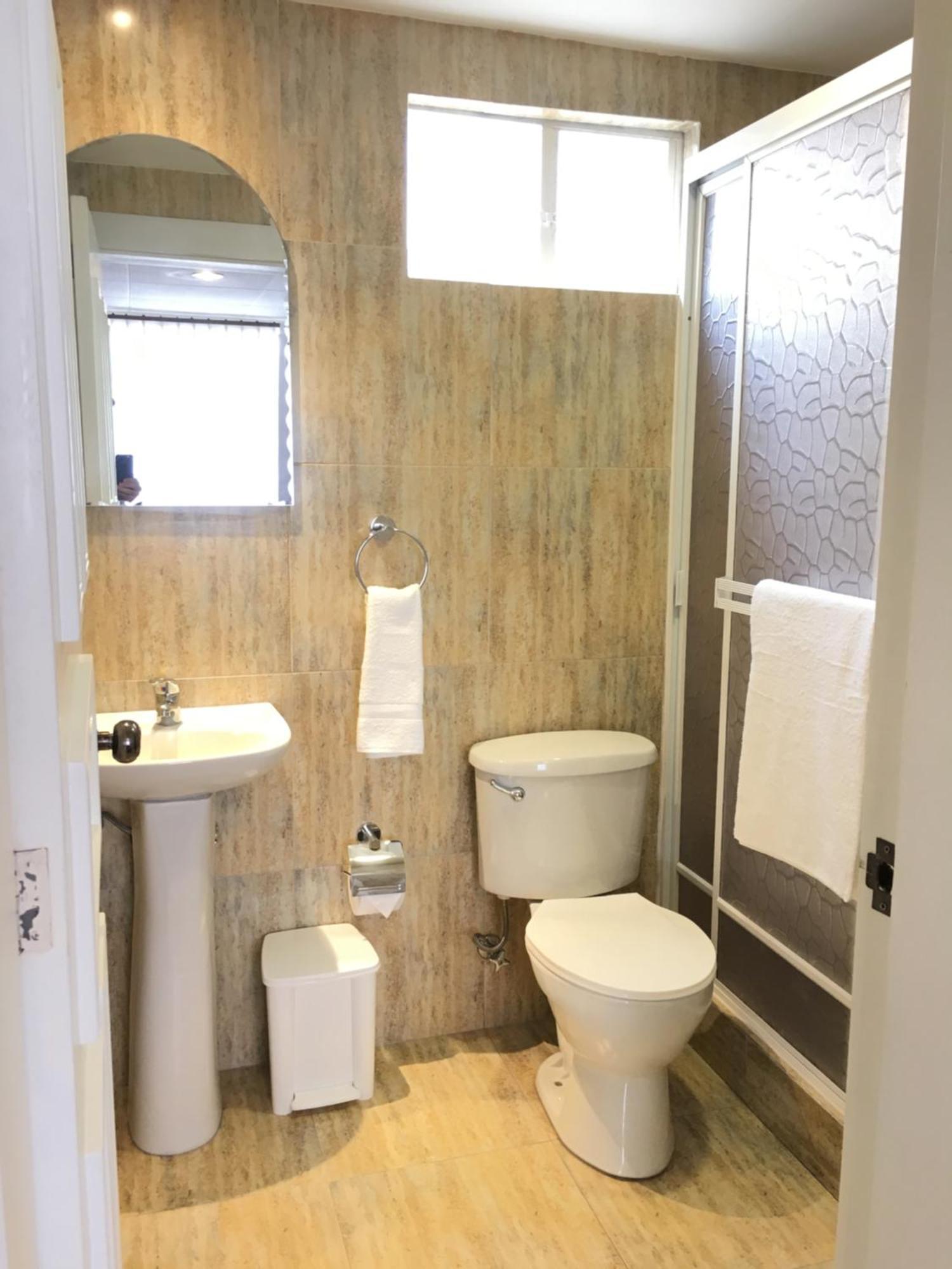 Nass Bed & Breakfast Cuenca Luaran gambar